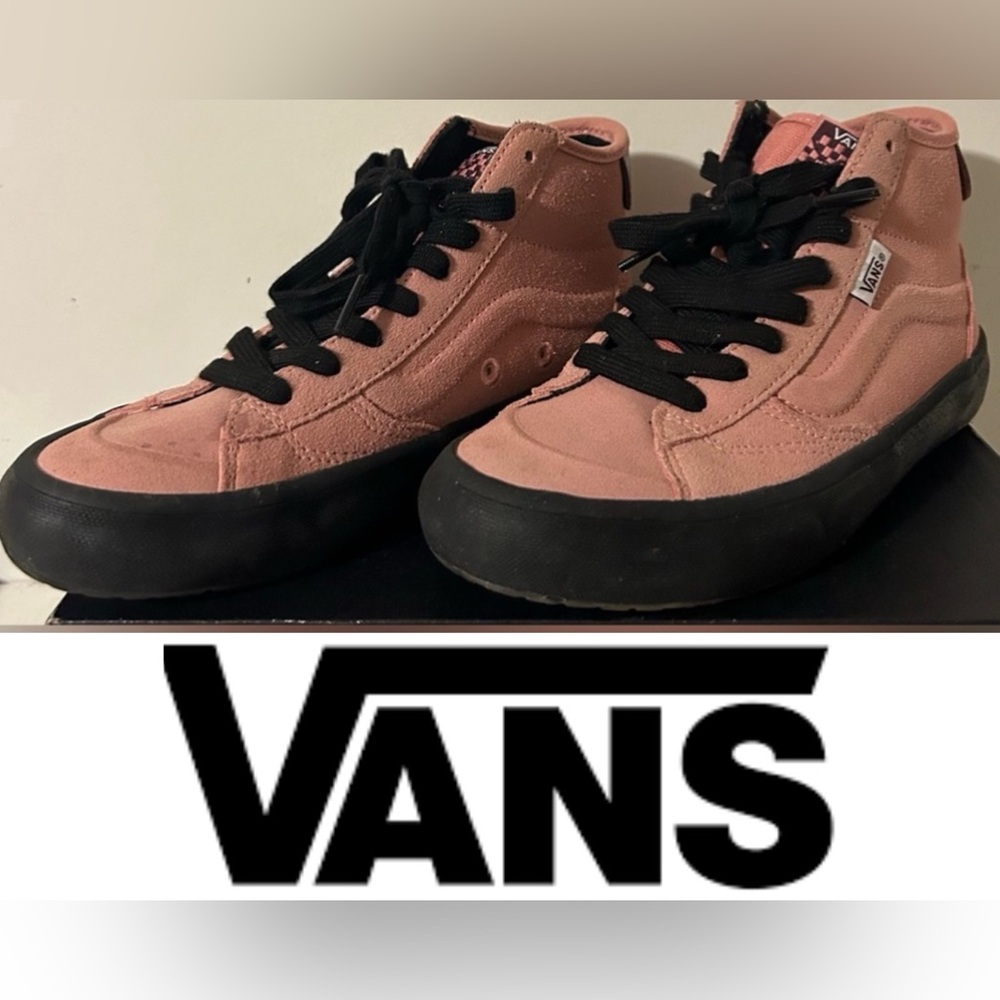Vans Pink Sneakers with Classic Waffle Sole